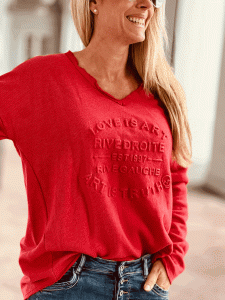 Langarm-Shirt mit V-Ausschnitt "LOVE IS ART" Rot
