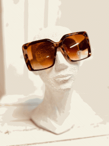 Sonnenbrille "BRITTA" Goldenes Gestell, braun getöntes Kunststoff-Glas
