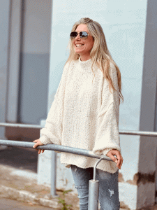 Oversize Pullover "MICHELLE" kann von Größe 36-44 getragen werden, Beige