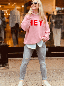 HERZALLERLIEBST - Pullover "HEY!" kann von Größe 34-42 getragen werden, Pink-Rot