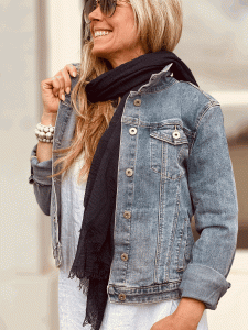 Taillierte Jeansjacke "NOVA" in den Größen S-XL wählbar, Light Denim