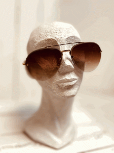 Sonnenbrille "RAHEL" Goldenes Gestell, braun getöntes Kunststoff-Glas