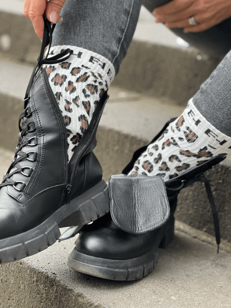 Karl & Coco - Unisex Socken "LEO" Weiß